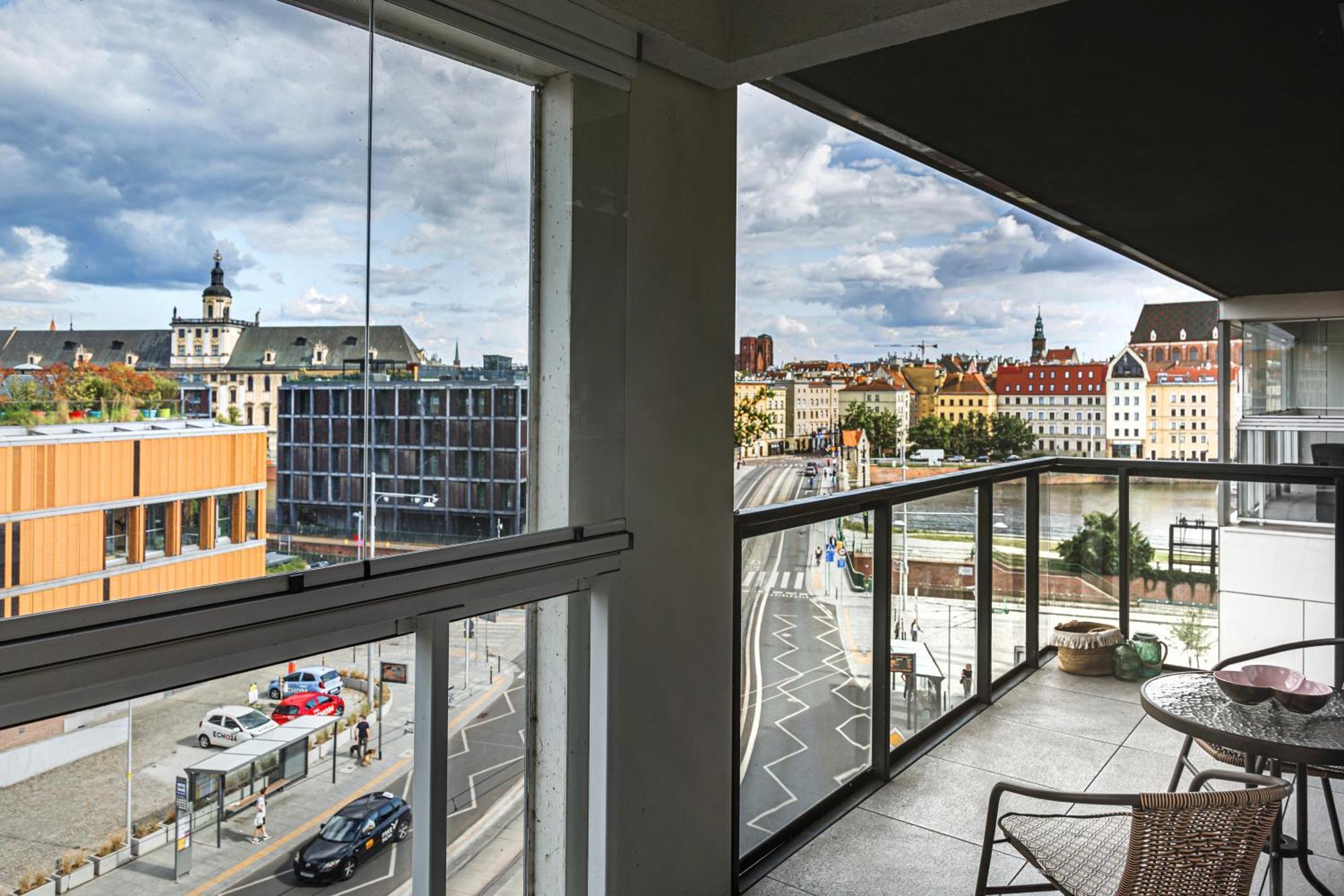 Luksusowy Apartament Z Parkingiem I Klimatyzacja W Samym Centrum Wroclawia Exterior foto